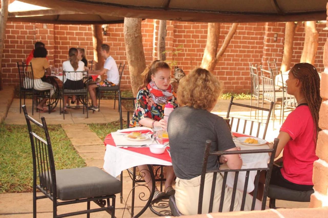 Impala Safari Lodge Voi Екстер'єр фото